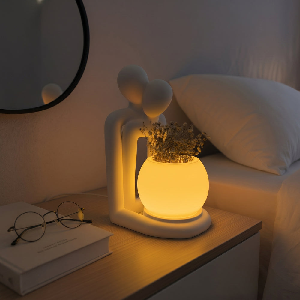 Lofony Love serisi ışıklı saksı & figür (RGB)