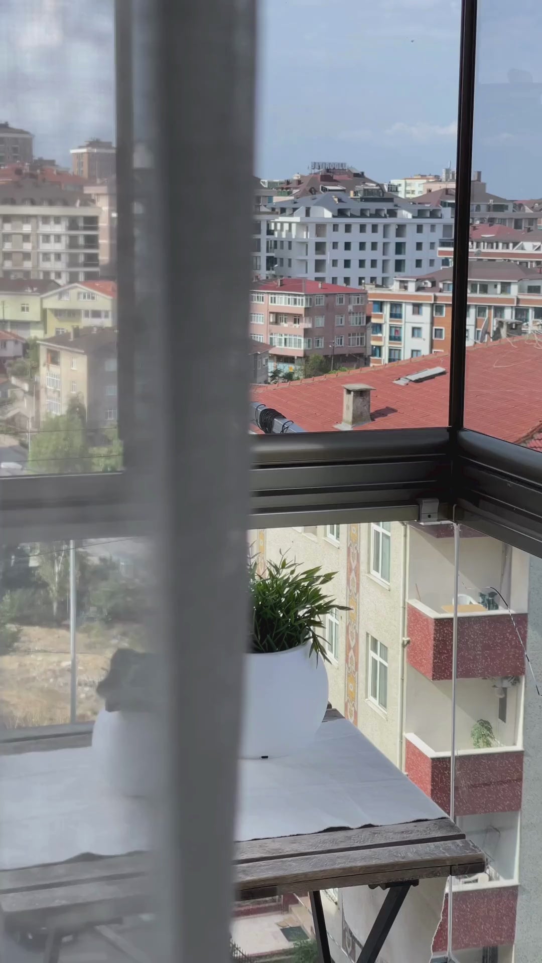 Kitaplık ve Raf Düzenleme İçin Estetik Dolunay Tasarımlı Işıklı Aksesuar